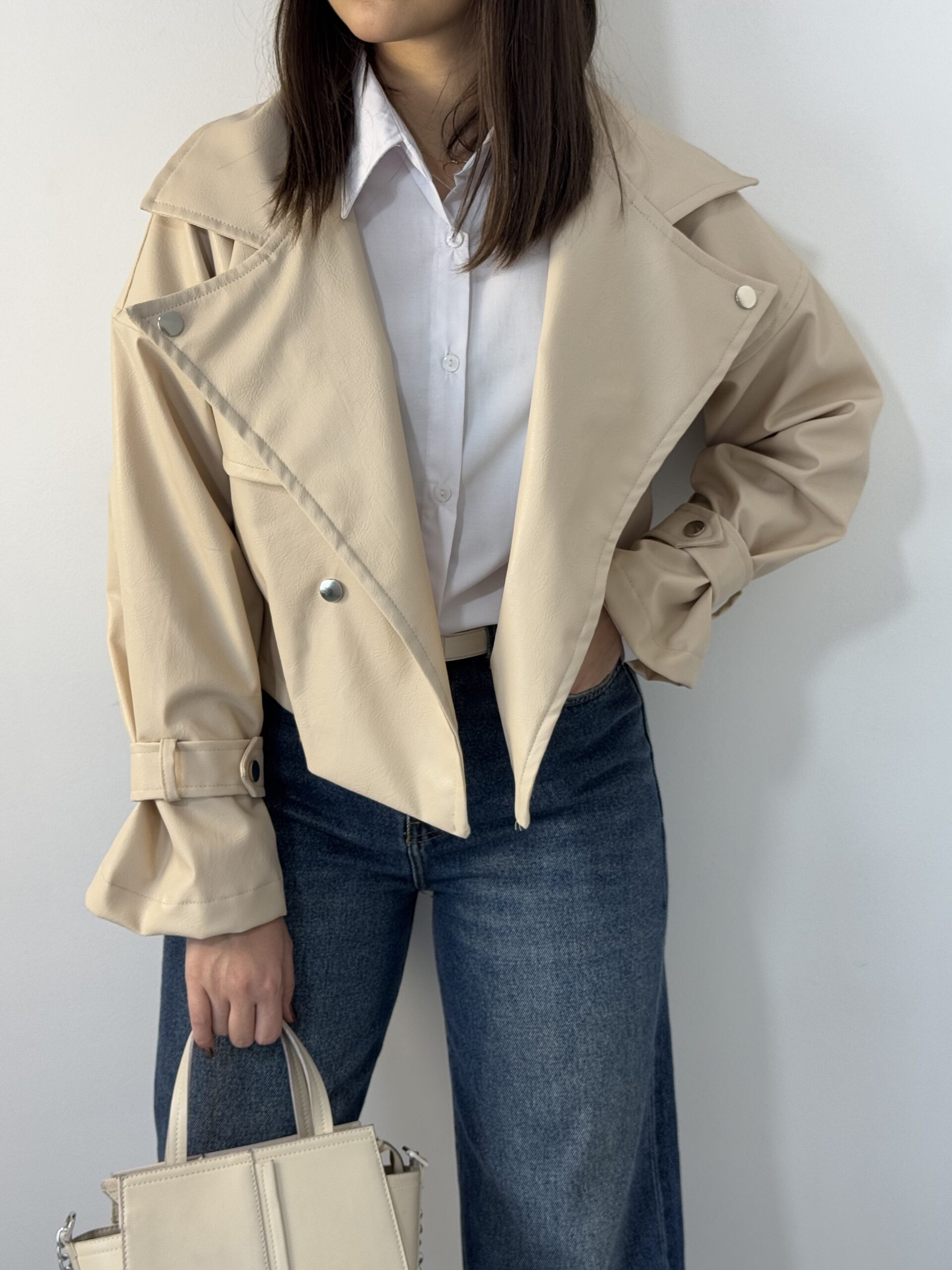 کراپ کت چرم کارامل